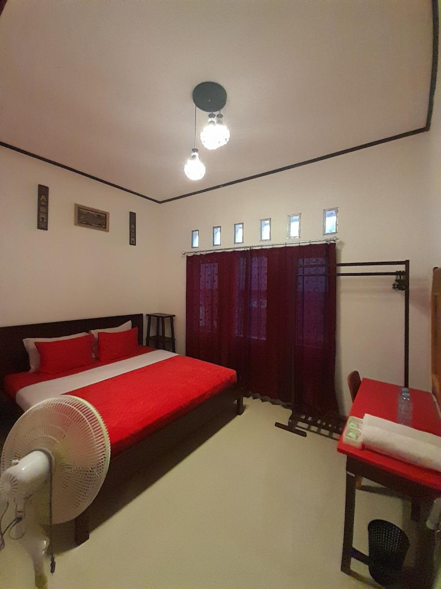 The Sanduk Homestay Rantepao Luaran gambar